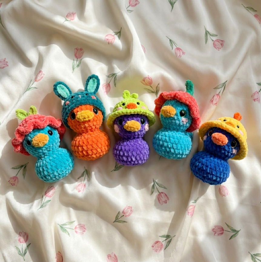 No-Sew Rubber Duck Crochet Pattern 🐥 5-in-1 Cute Animal Hats Bundle (PDF)